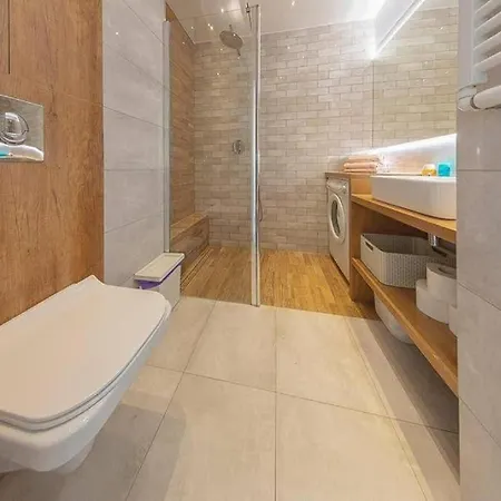 One Bedroom - Cozy - Przechodnia דירה ורשה